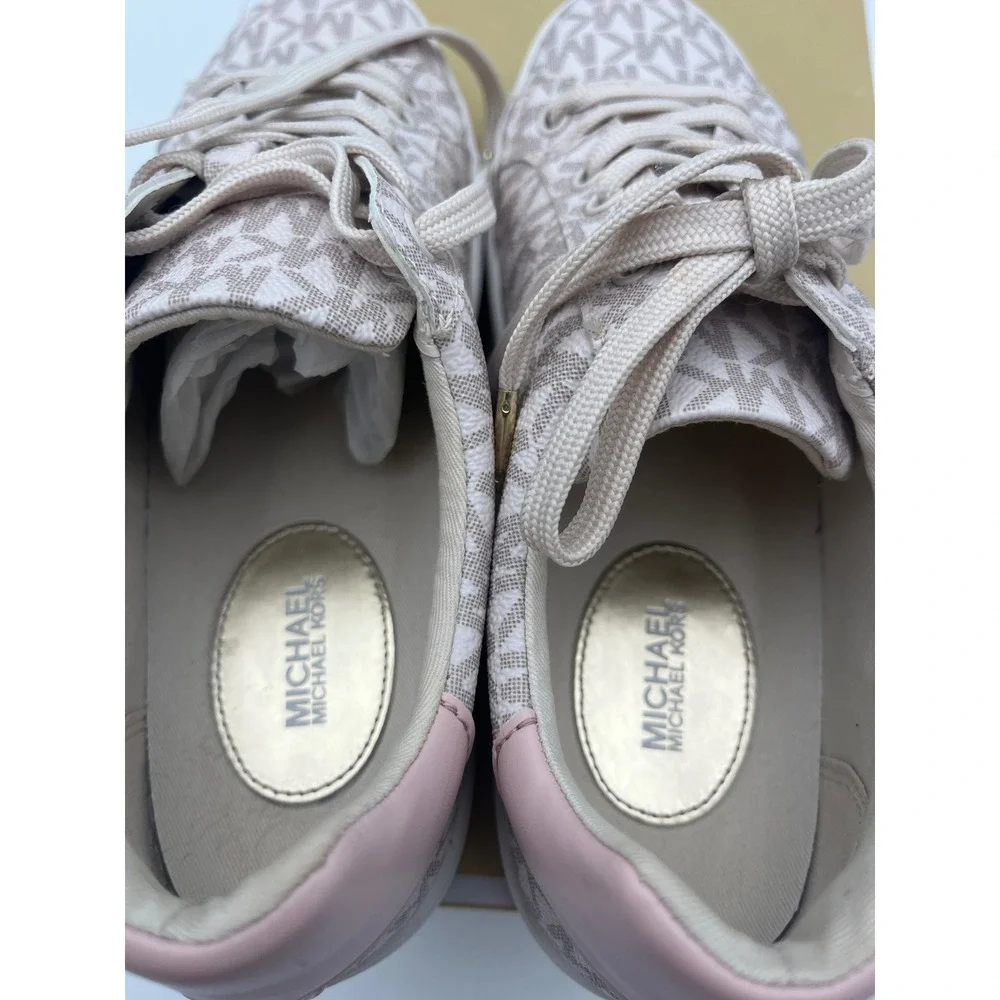Michael Kors Poppy Lace Up Paris Girl Print Sneakers Vanilla Multi 49S2POFS2B 8M